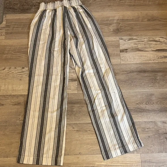 Linen Striped Matching Set - Picture 4 of 9